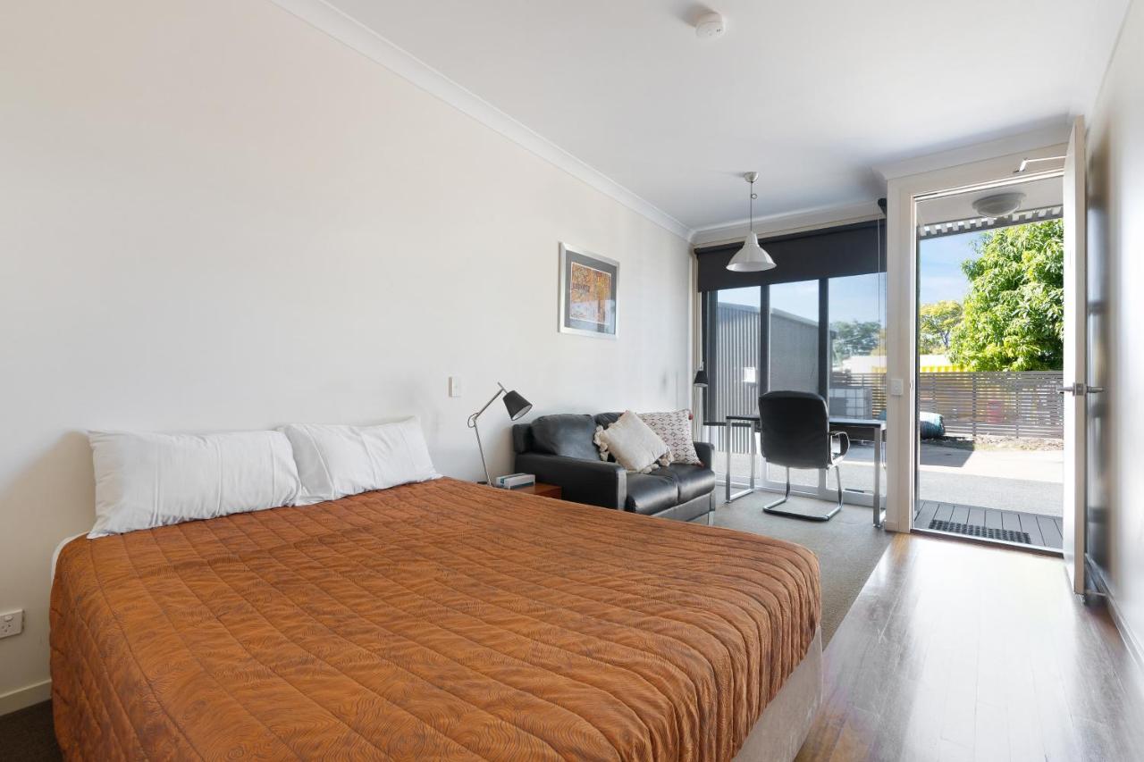Smart Stayzzz Inns Clermont Екстериор снимка
