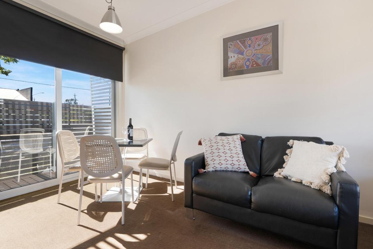 Smart Stayzzz Inns Clermont Екстериор снимка